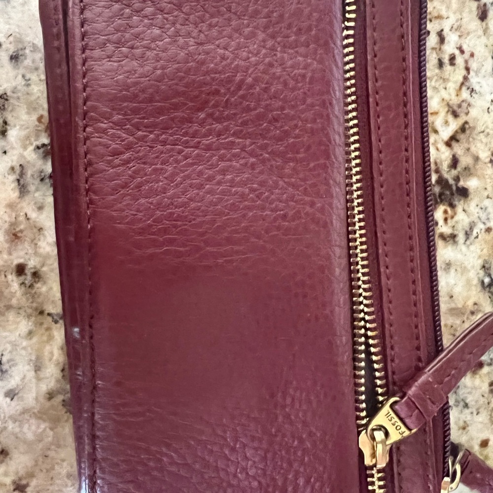 Fossil wallet